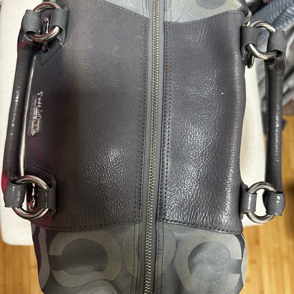 Gray Coach Signature Bag - Picture 5 of 13